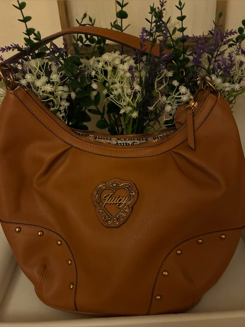 NEW JUICY COUTURE Cognac Leather Hobo with Gold Accents.  NWOT🌺